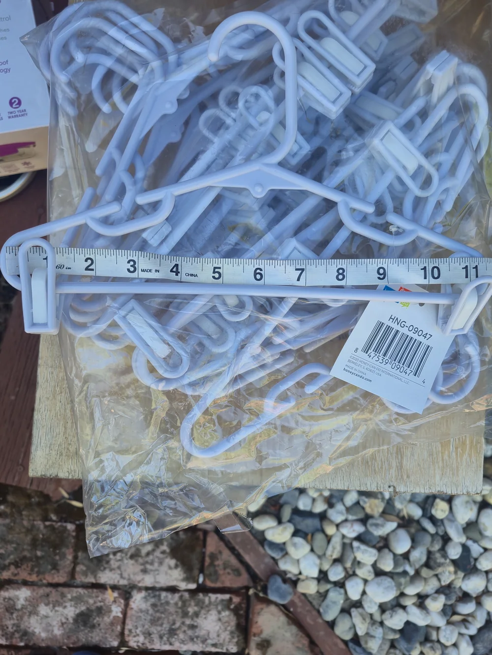 Children's hangers, white, pack of 18
